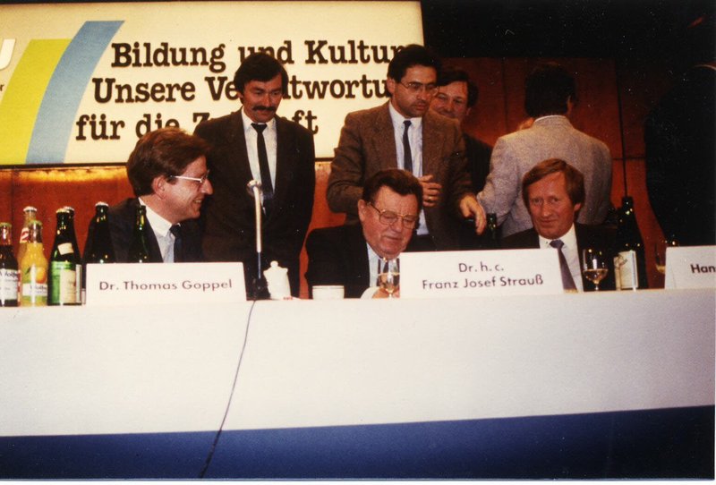 Thomas Goppel, Franz Josef Strauß, Hans Zehetmair auf dem Kulturpoltischen Kongress der CSU am 25/26.4.1986 in Ingolstadt, veranstaltet vom Kulturpolitischen Arbeitskreis der CSU
