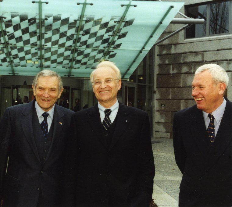 Eröffnungsfeier Konferenzzentrum der Hanns-Seidel-Stiftung 2001 mit Alfred Bayer und Edmund Stoiber
