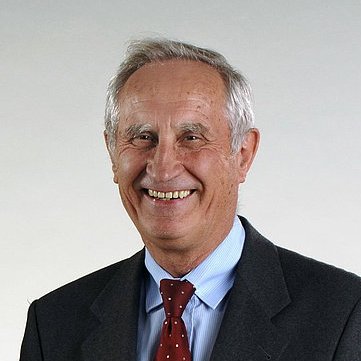 Bernie Geis Detail
